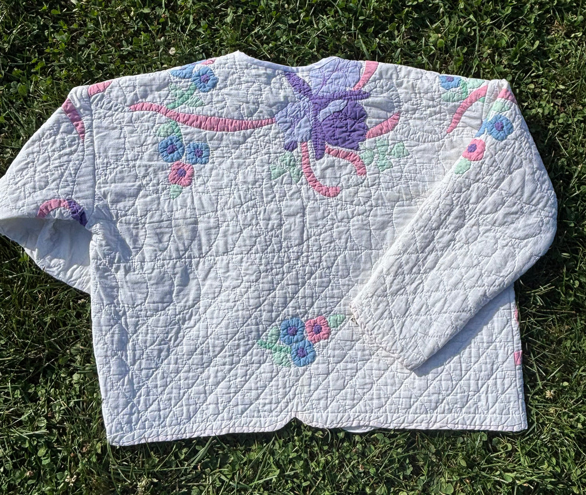 Sweet Floral Applique Quilt Jacket